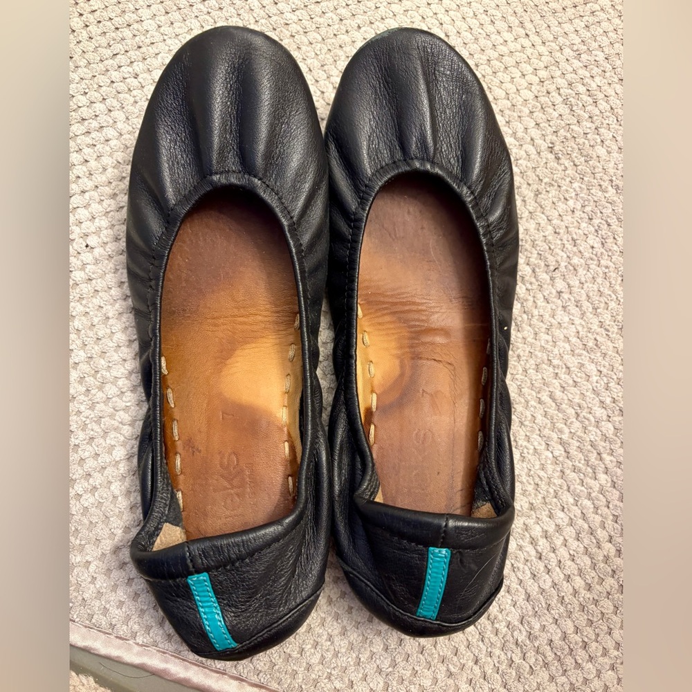 Black Tieks size 7